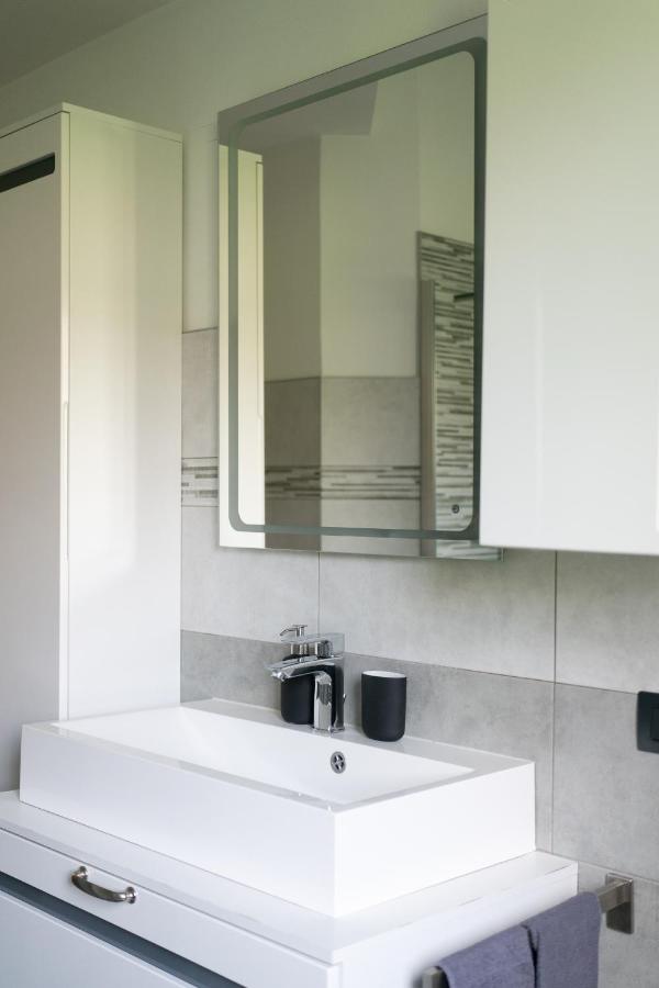 Oasis Luxury - A.C/Terrace/2Bedrooms Bergamo Bagian luar foto