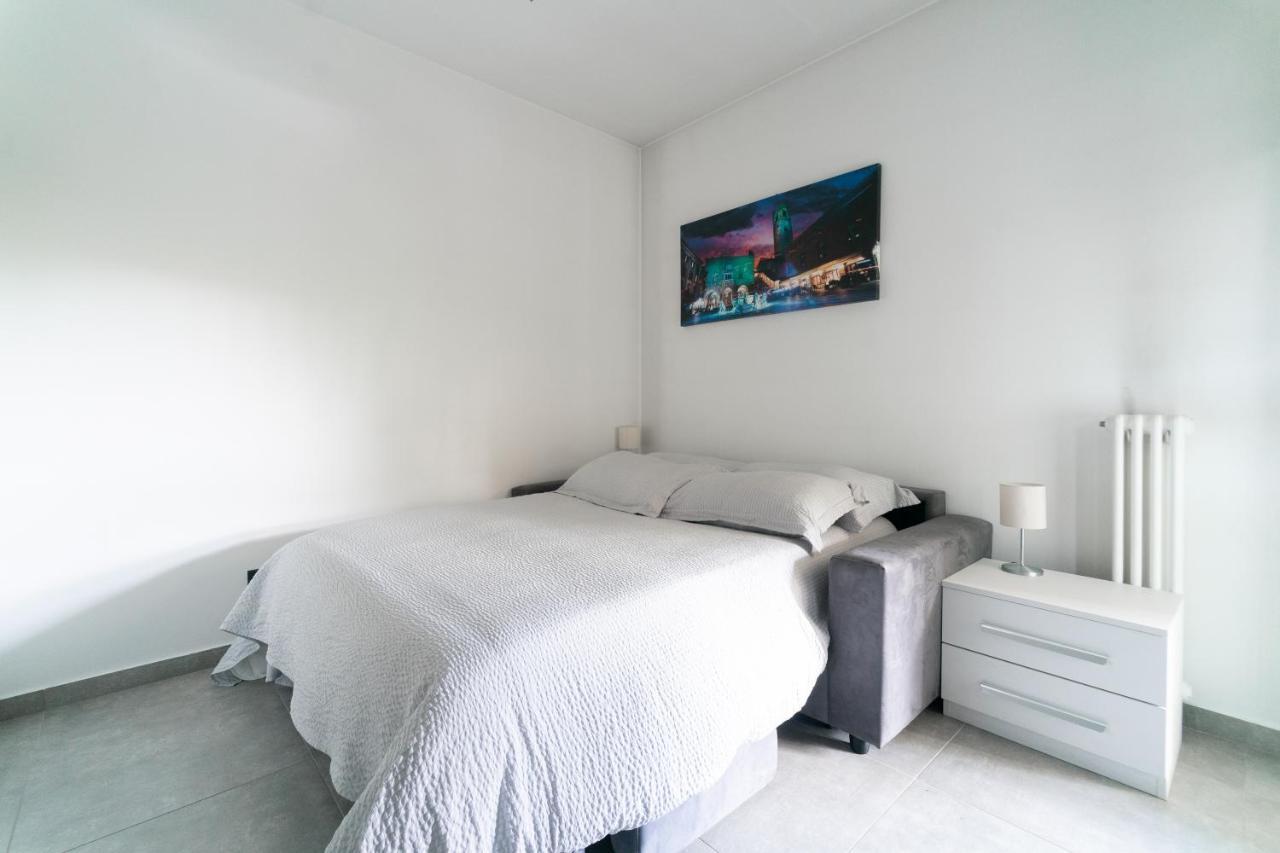 Oasis Luxury - A.C/Terrace/2Bedrooms Bergamo Bagian luar foto